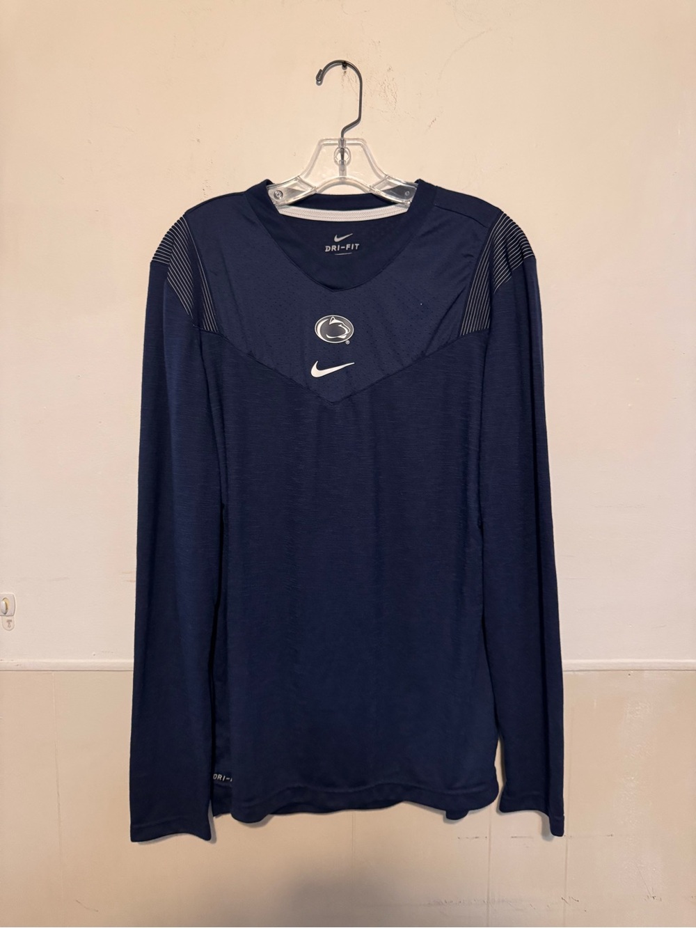 Nike Dri-FIT Penn State Nittany Lions Long Sleeve Shirt Mens Medium Blue NCAA